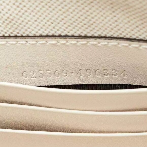 Gucci White Perforated Embossed GG Leather Wristlet Clutch Bag - Picture 12 of 12